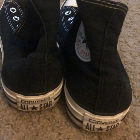 Converse shoes - Picture 3 of 3